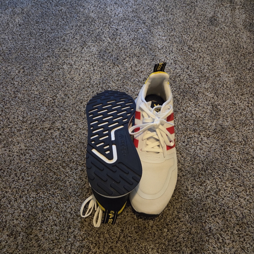 Adidas Men's White Sneakers with Red Stripes - Picture 2 of 5